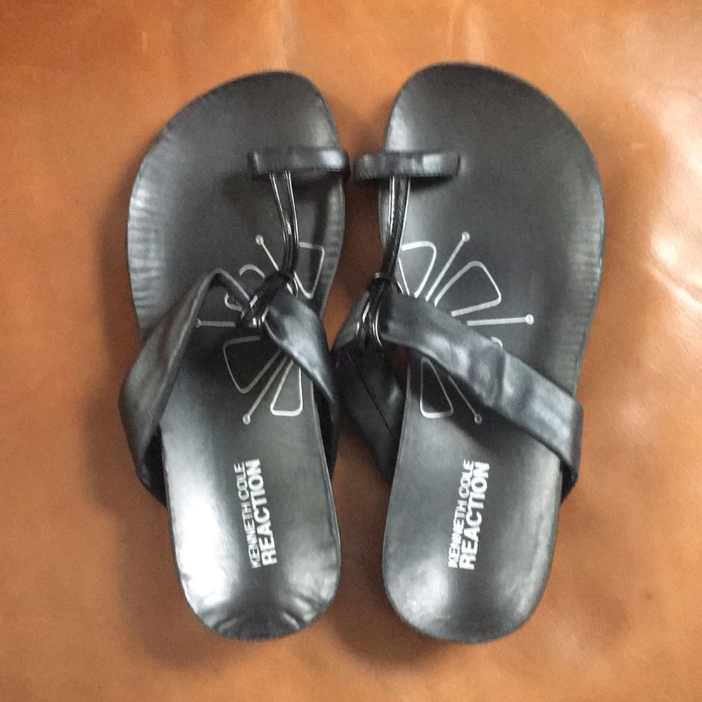 Kenneth Cole Reaction Black Slide Sandals Yums Up